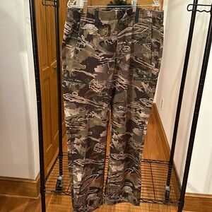 Under Armour Ridge Reaper lightweight hunting pants
